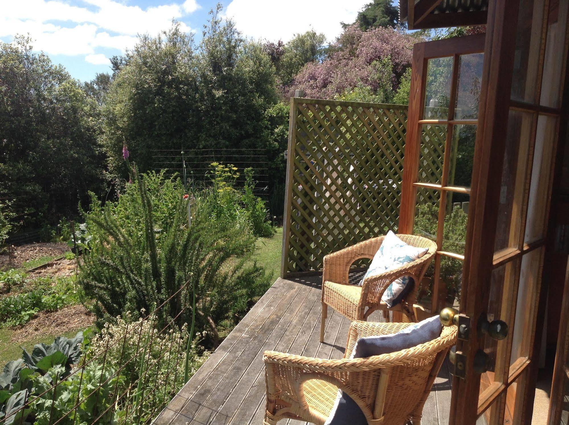 Bed & Breakfast Featherstone B&B