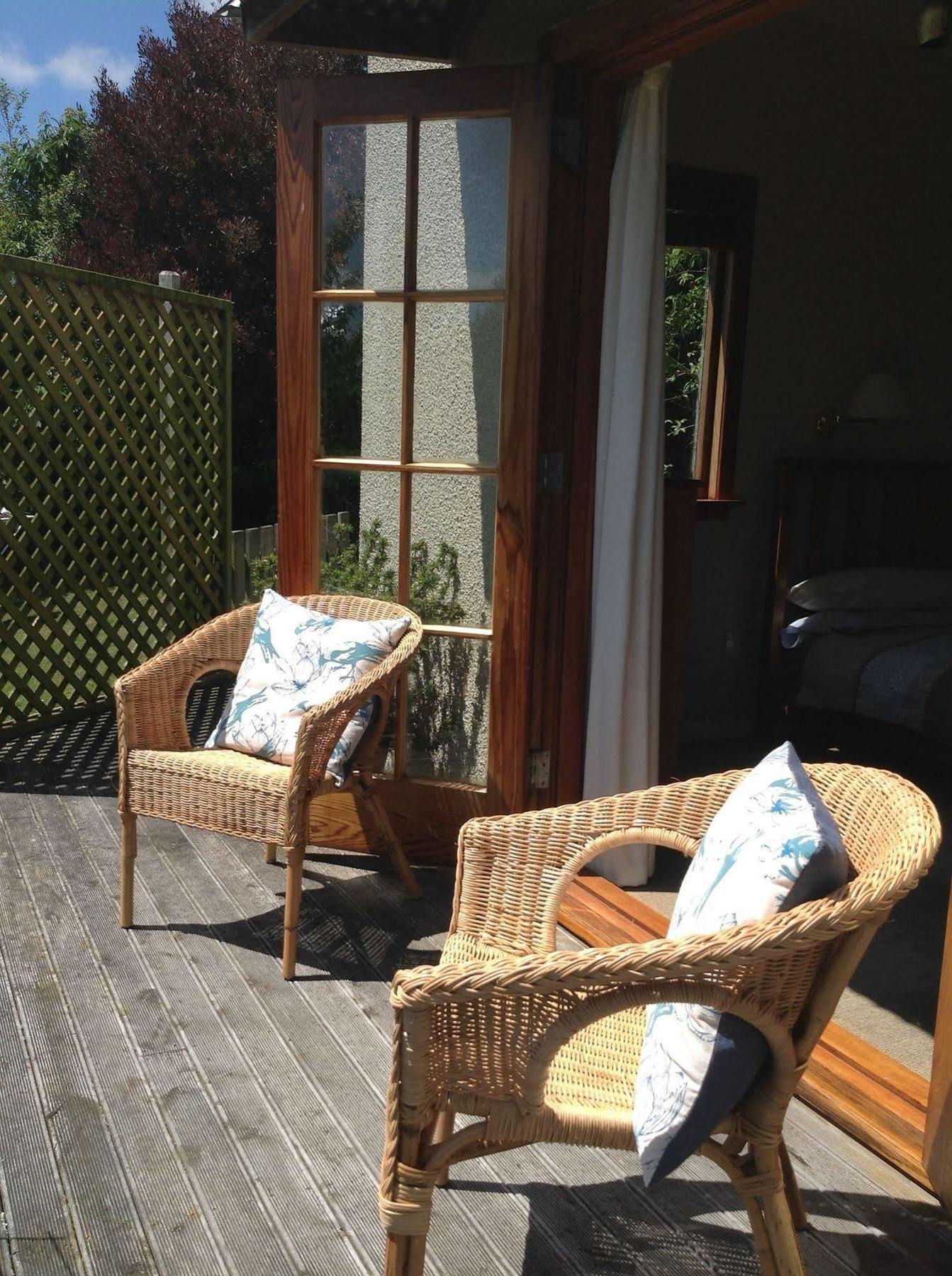 Bed & Breakfast Featherstone B&B 3*
