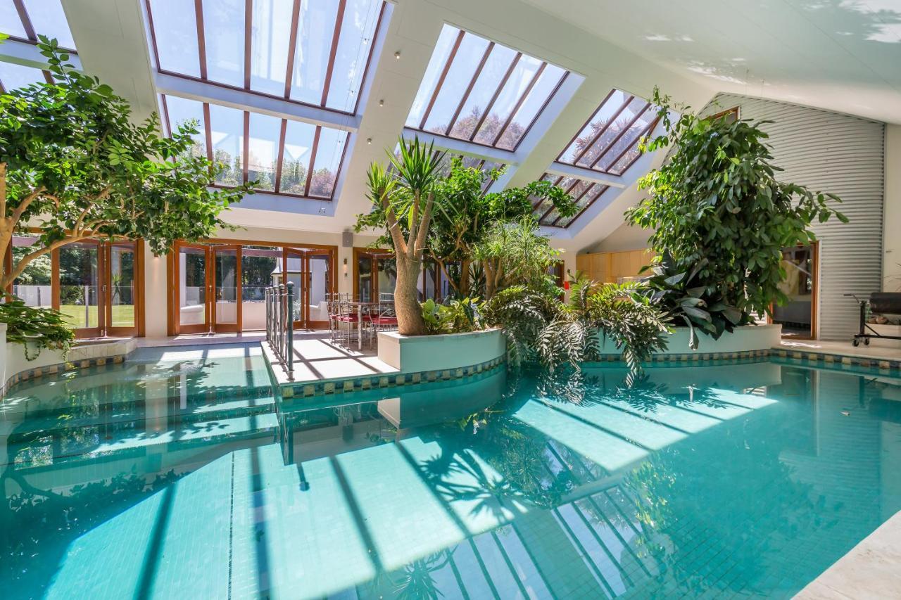 Bond Estate Luxury Holiday home Christchurch