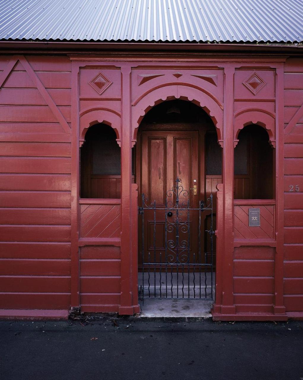 Red House 25 Bed & Breakfast Christchurch