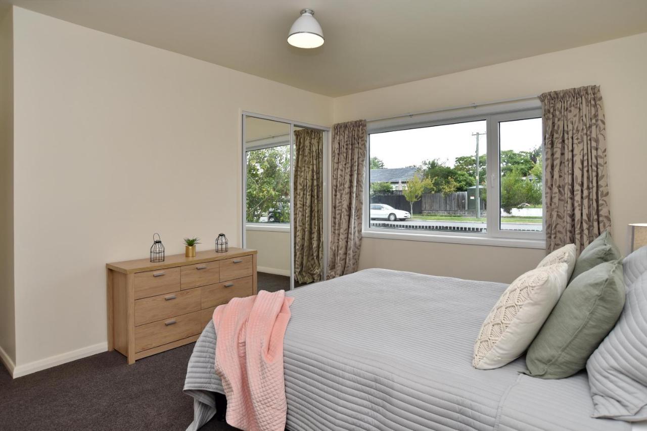 Weston - Spacious & Family Friendly - Bookahome Christchurch