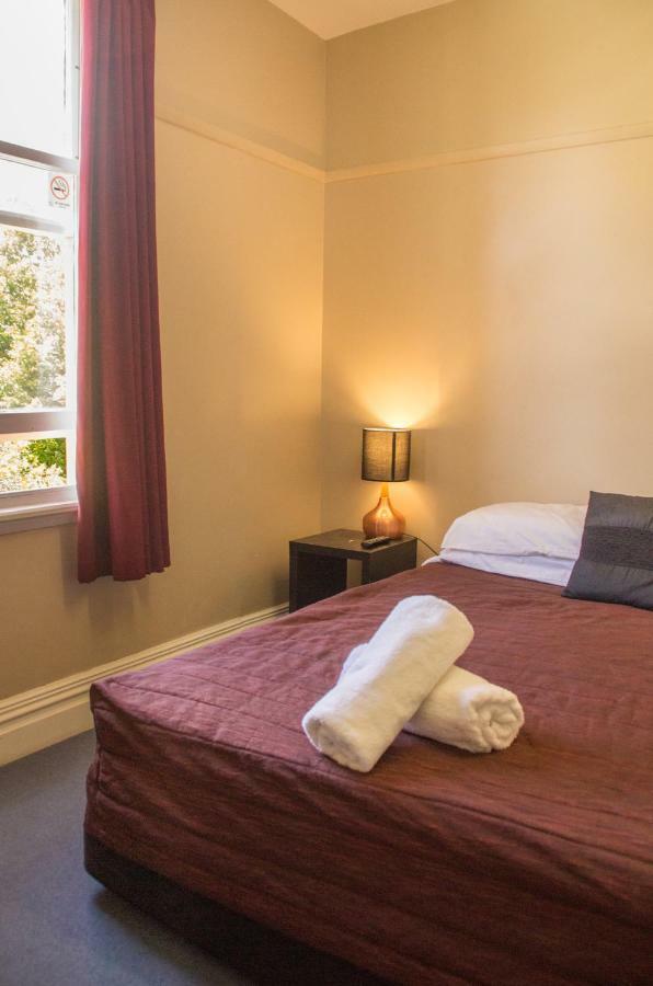 Hostel Yha Rolleston House