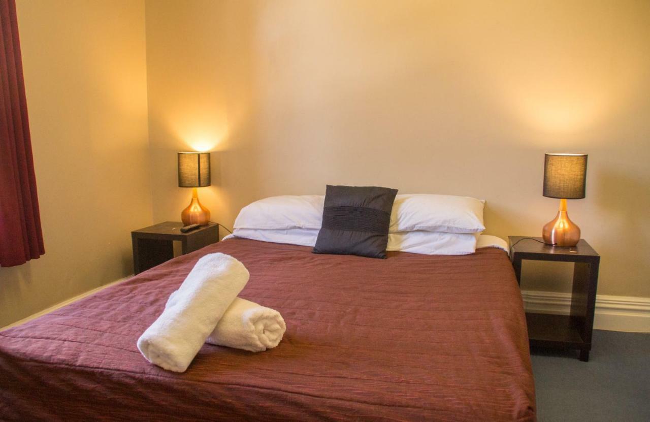 Hostel Yha Rolleston House