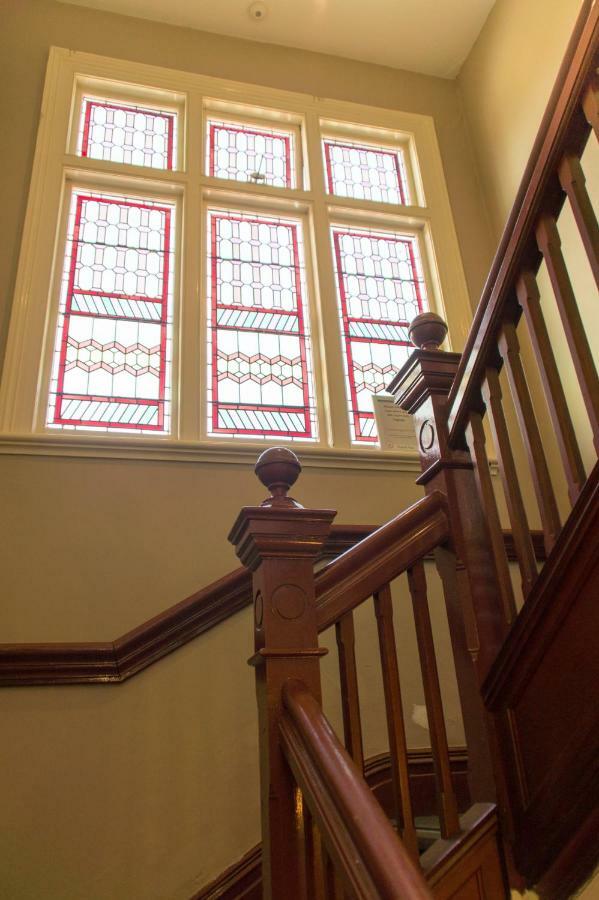 Yha Rolleston House Hostel Christchurch