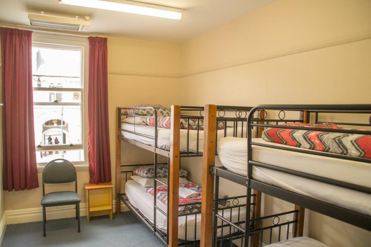 Yha Rolleston House Hostel Christchurch