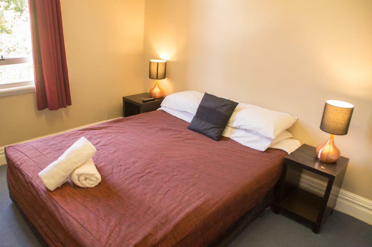 Hostel Yha Rolleston House *