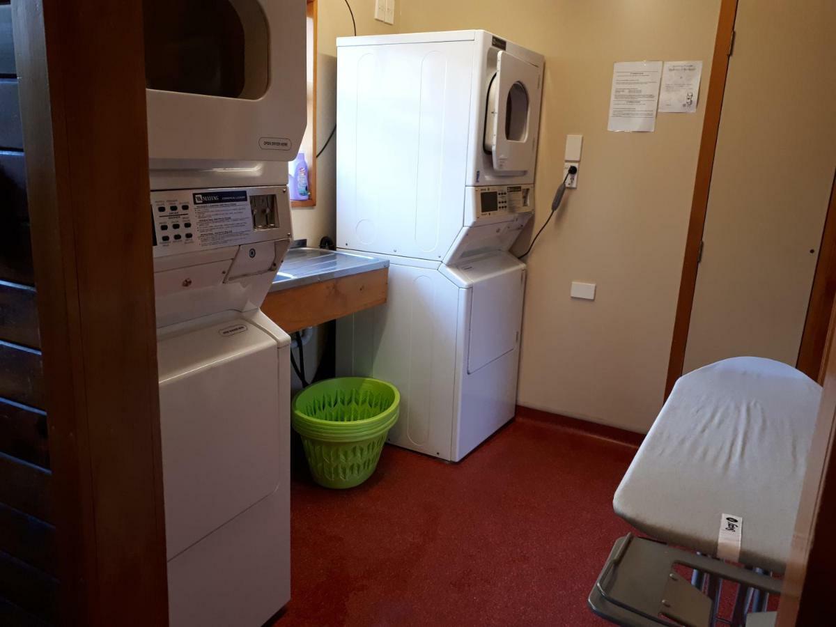Hostel Foley Towers Bbh