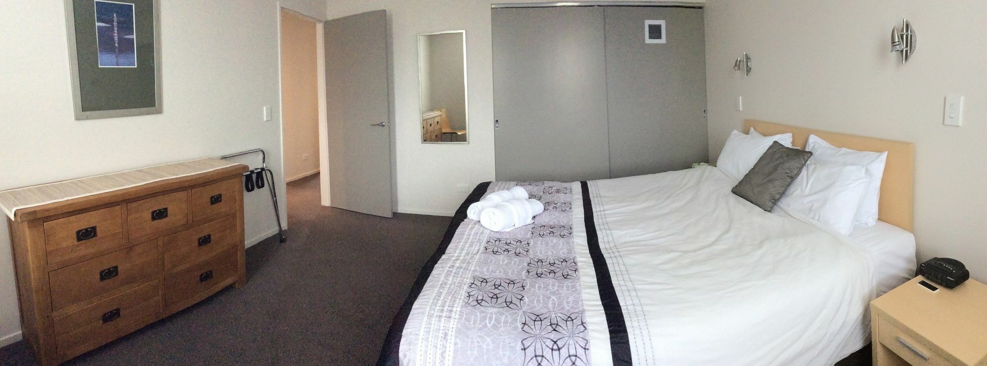 Cathedral Junction Three Bedroom Apartment Christchurch