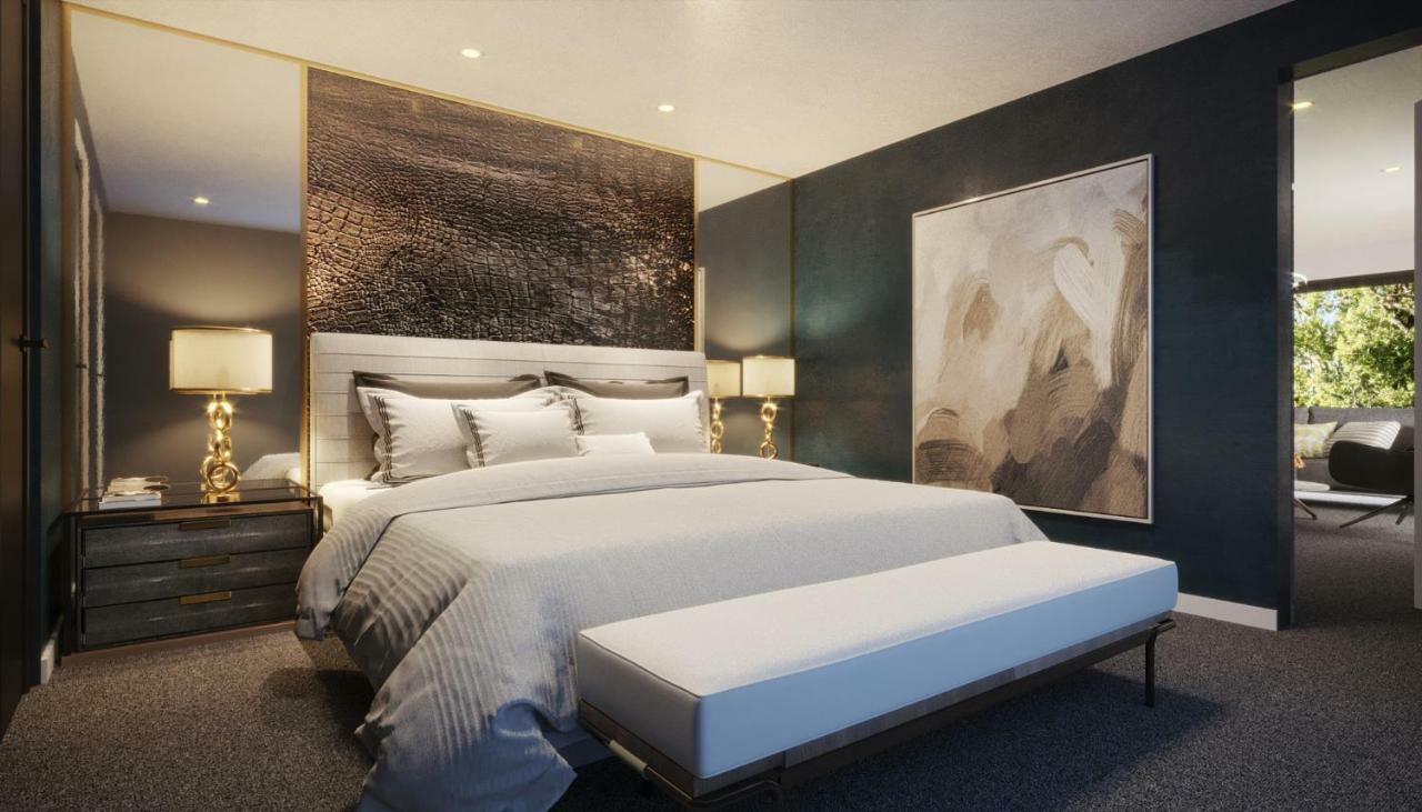 Whitewood Suites Inner City Luxury 5*