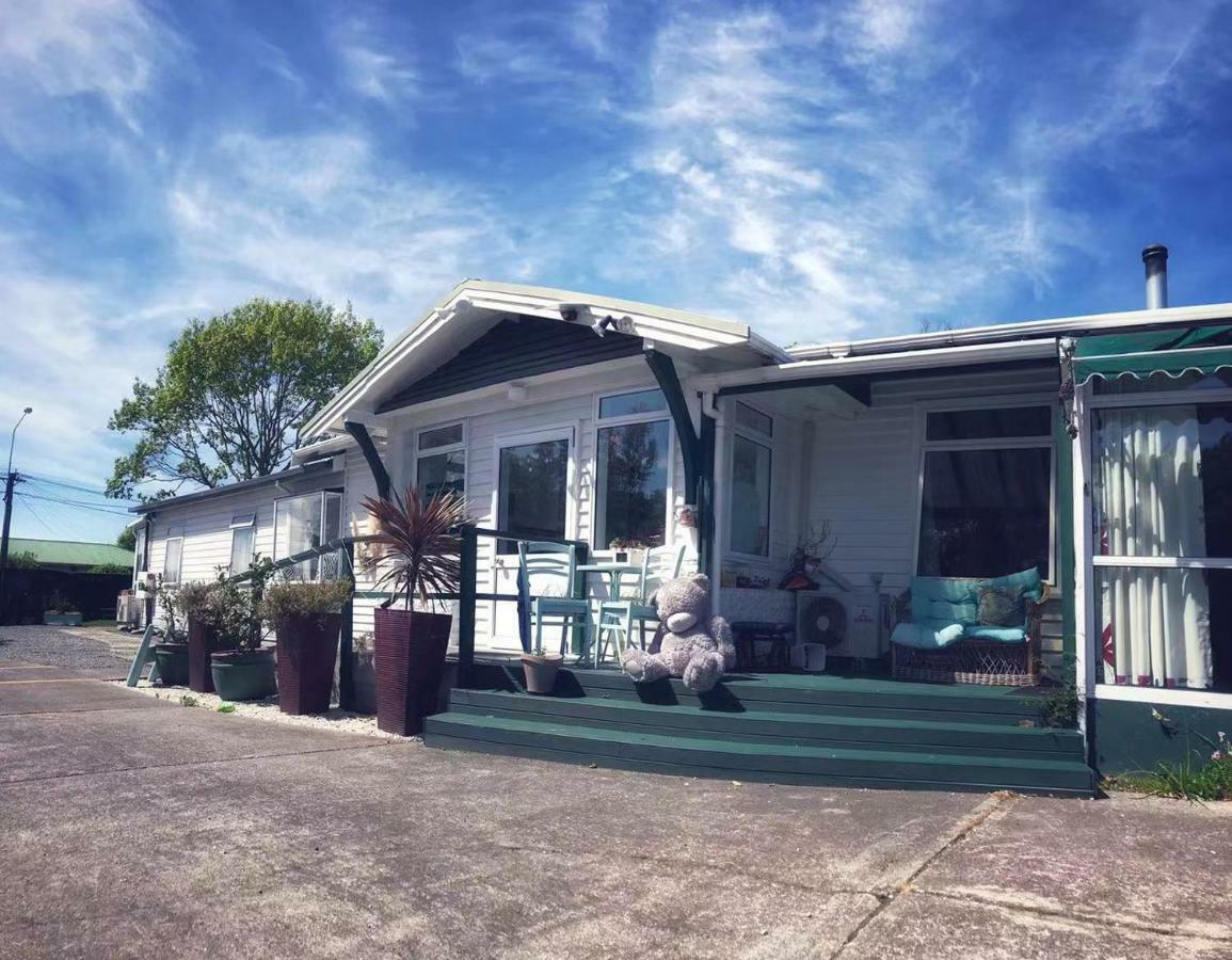 Guest house 38 Middleton Road Christchurch