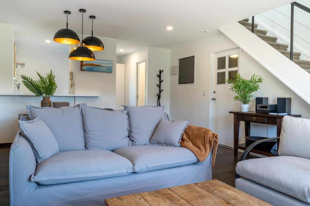 Chester Street West Apartment *
