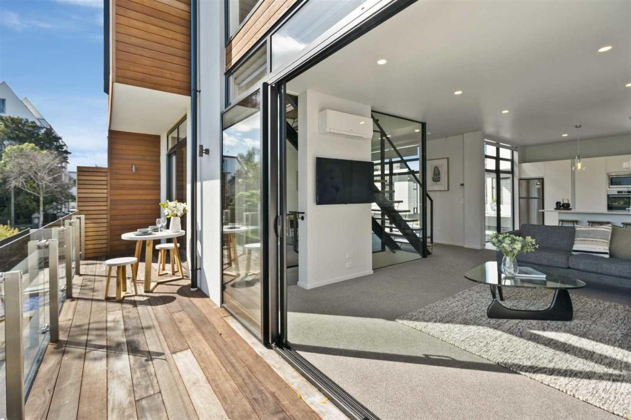 Architectural Urban Diamond Holiday home *