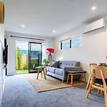 Stylish Home In Christchurch Central