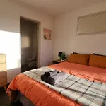 4Bed 2Bath House 5 Mins Walk To Palms & Golf Club