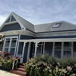 City Centre Superior Villa 3 Large Double Bedrooms