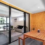 Affordable Apartment Hagley Park Super Fast Wifi