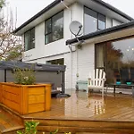 Modern Comforts In Hoon Hay