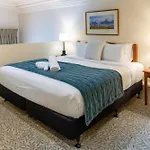Beauty In The Cbd - 1Bed Free Parking Pool