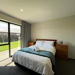 Wigram Sunny Quiet Home