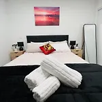 Cosy Home In Christchurch
