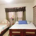 Christchurch Airport Fish B&B