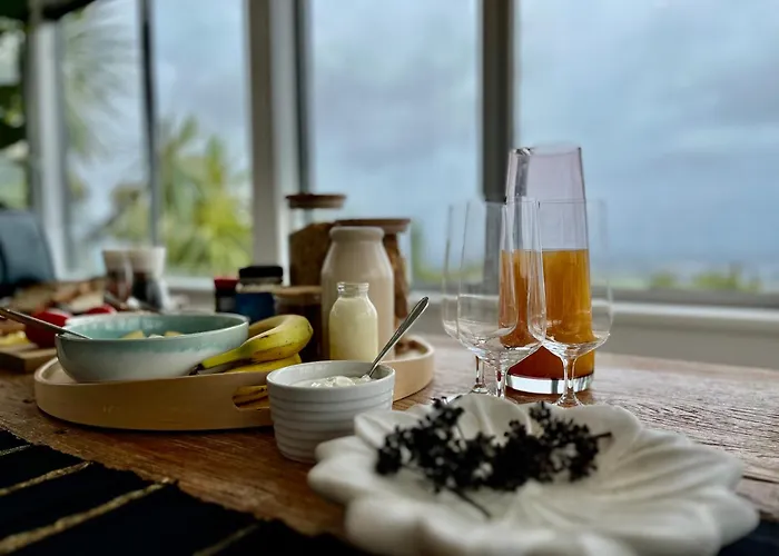 The Lighthouse - Free Breakfast And Stunning Views