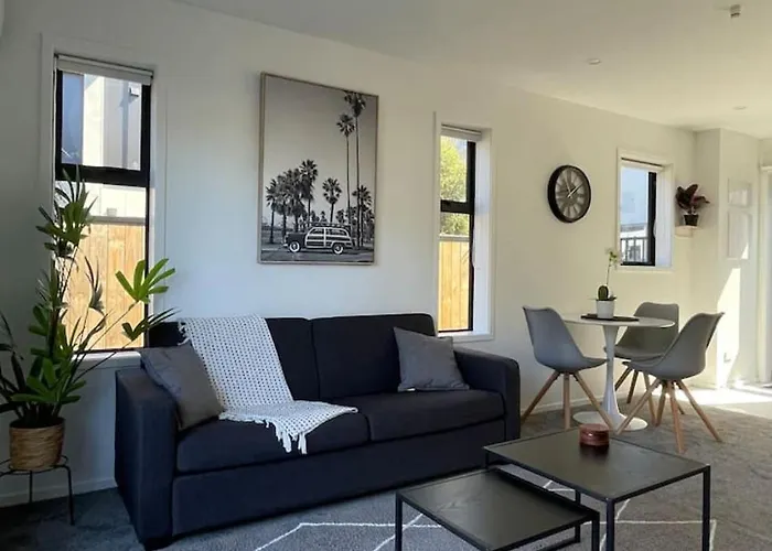 Serenity And Style On Mohua
