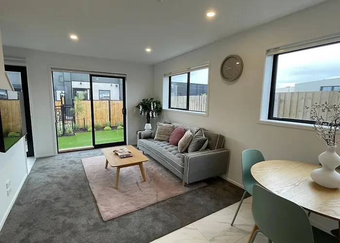 Stunning 2 Bed Property