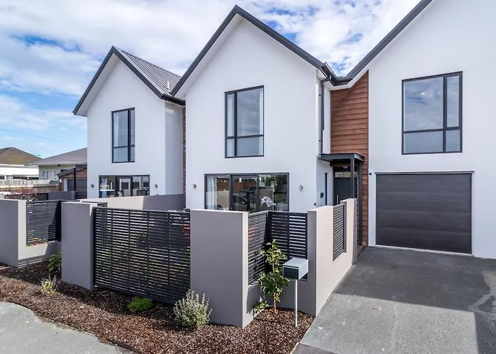 Restful In Riccarton