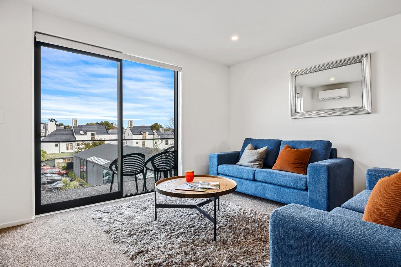2 Bedroom Pad With Free Car Park Apartment