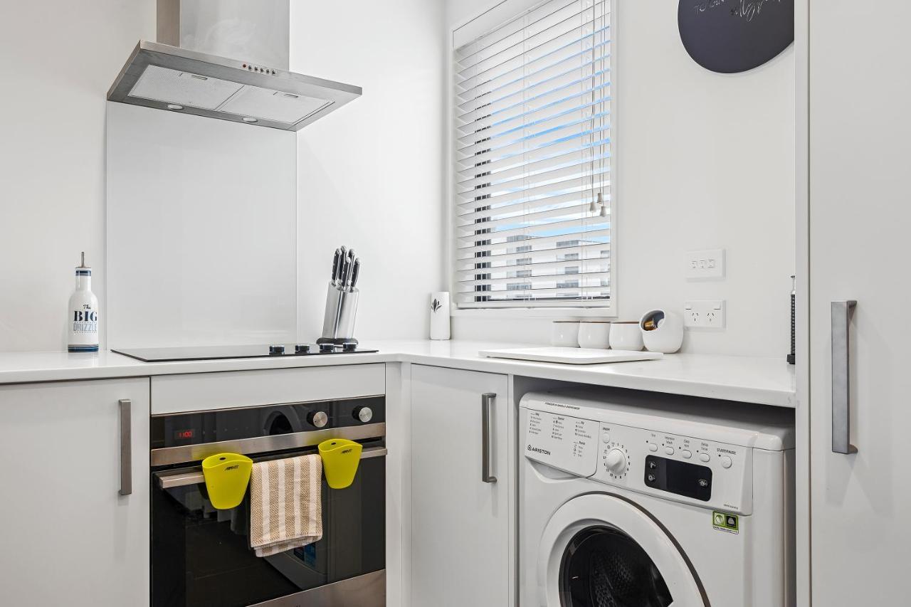 Apartment 2 Bedroom Pad With Free Car Park *