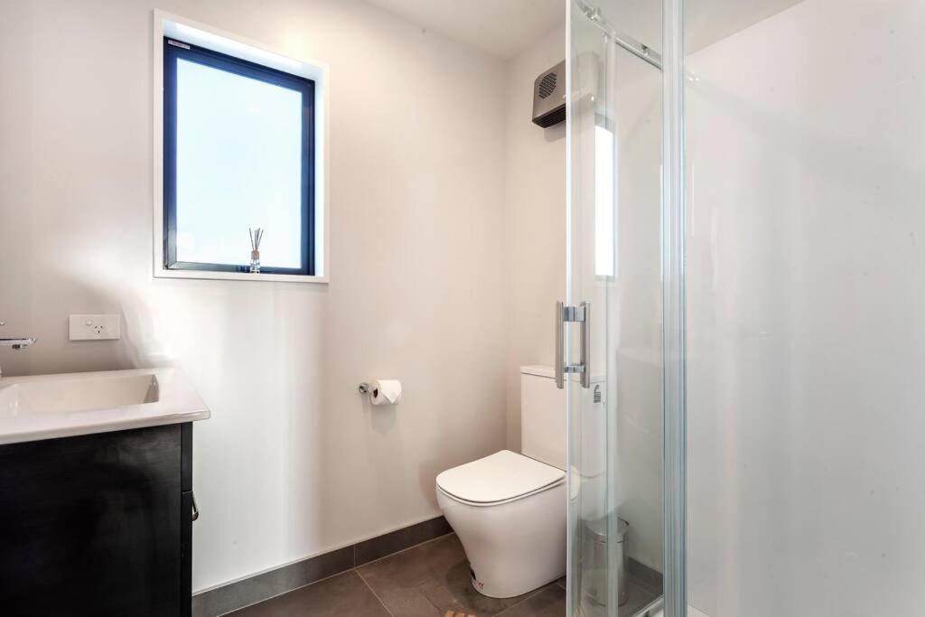 Apartment Stylish Townhouse With Hot Tub Christchurch