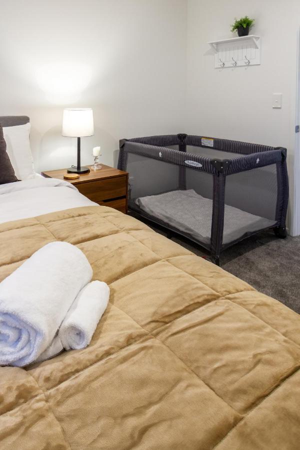 Apartment 3 Bedroom 2 Bathroom Hagley Parkside Perch
