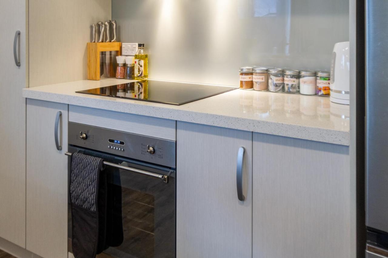 Apartment Luxurious - Single Level 2 Bed Christchurch