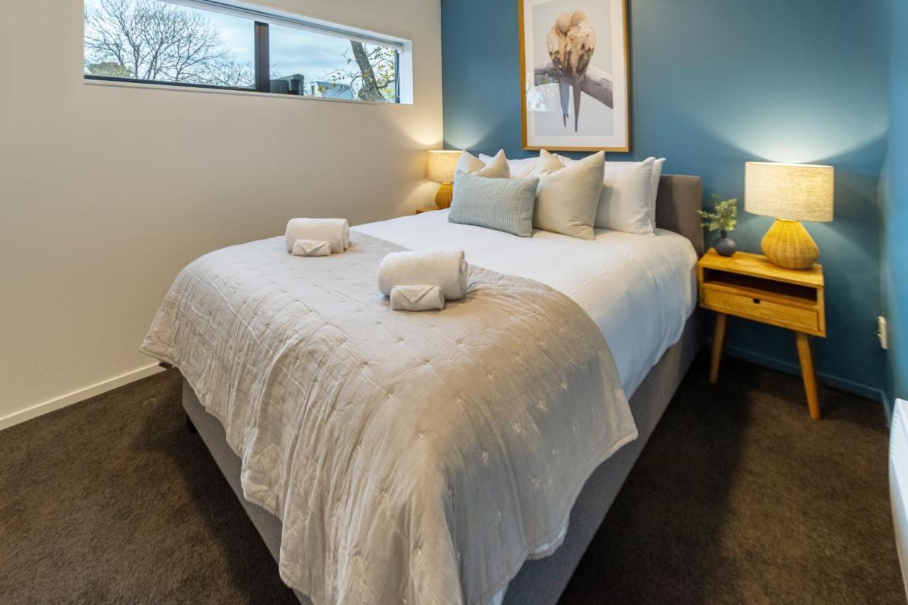 Luxurious - Single Level 2 Bed Apartment