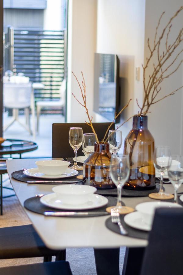 Apartment Executive Hideaway 5 Mins To Hagley Park Riverside 4 Beds 4 Bath