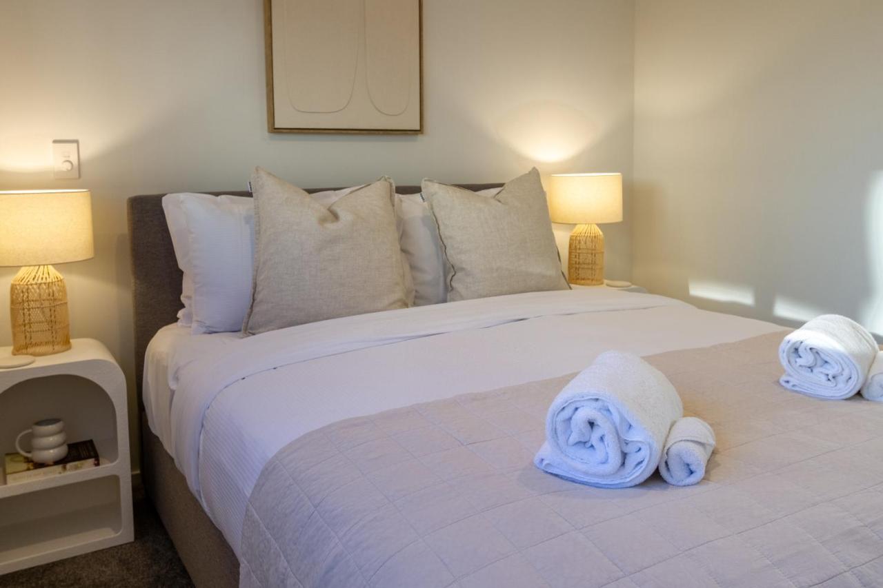 Apartment Garden City Getaway 2 Bed With Sofa Bed 1 Bath *