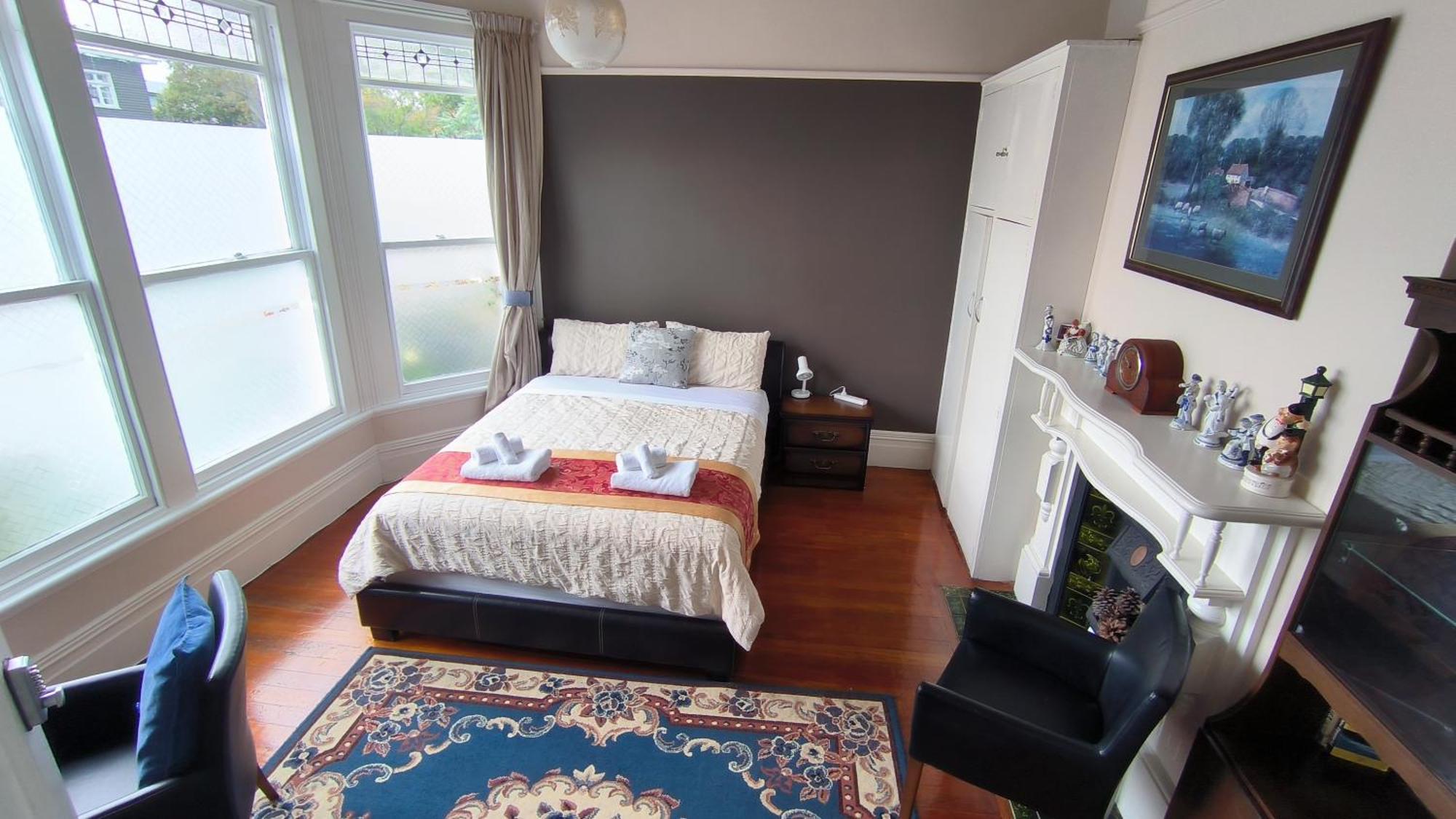 Centre Superior 3 Large Double Bedrooms