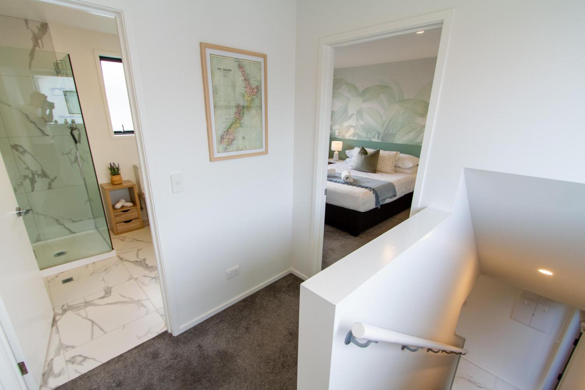 Apartment 1 Bedroom Gem With Hagley Park At Your Doorstep *