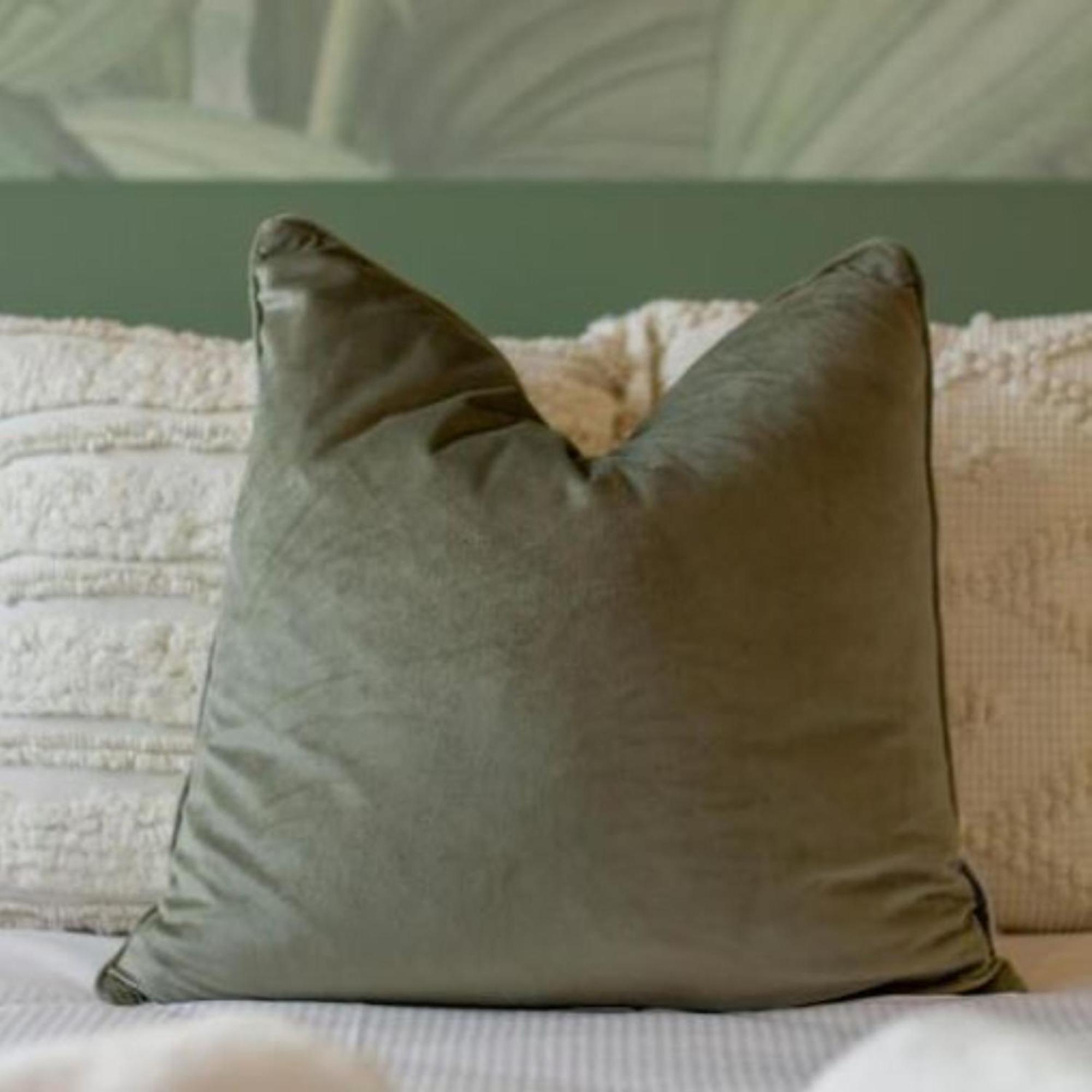 1 Bedroom Gem With Hagley Park At Your Doorstep