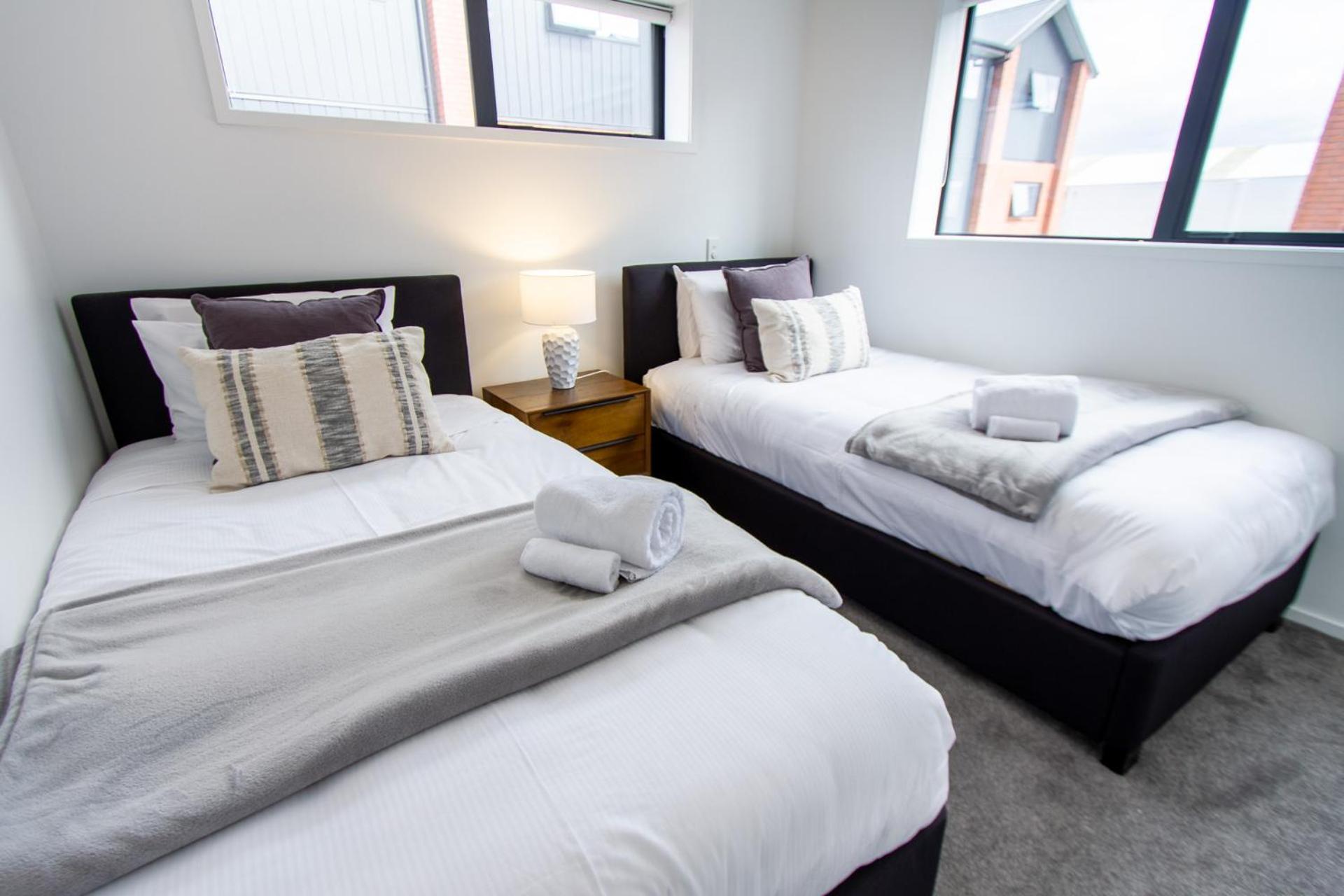 New Sophisticated City Pad