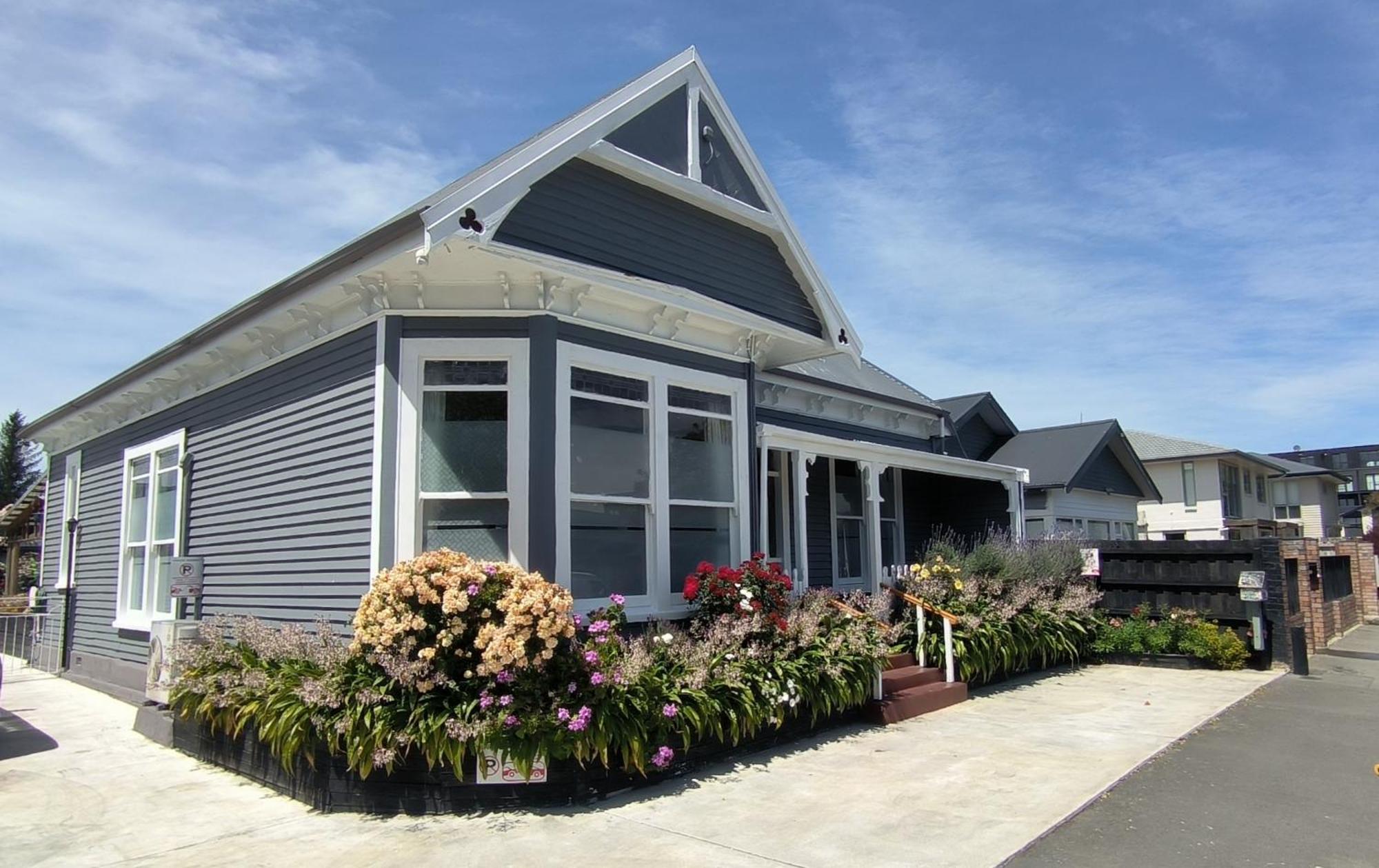 Villa Centre Superior 3 Large Double Bedrooms Christchurch