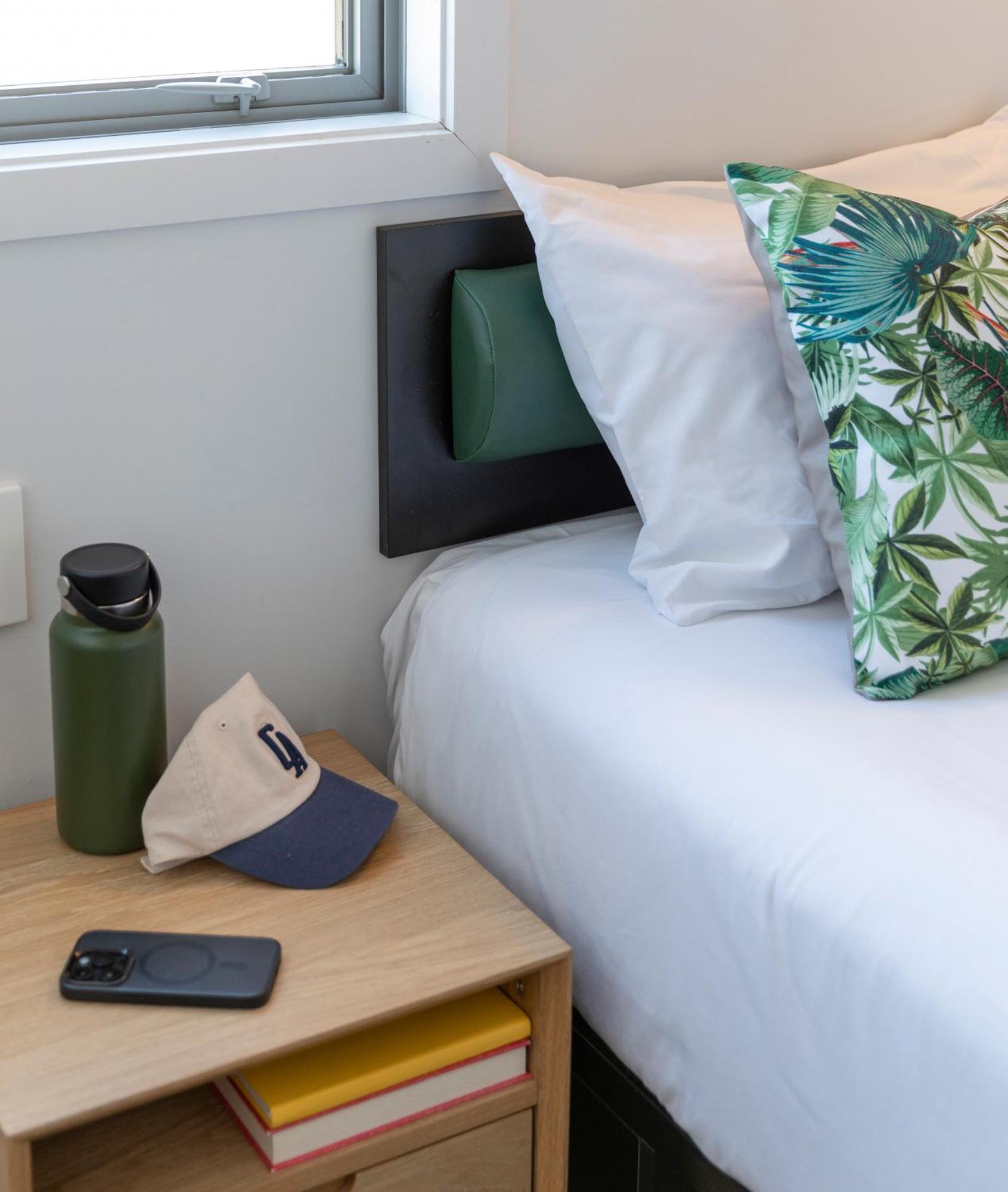 Lylo Airport Hostel
