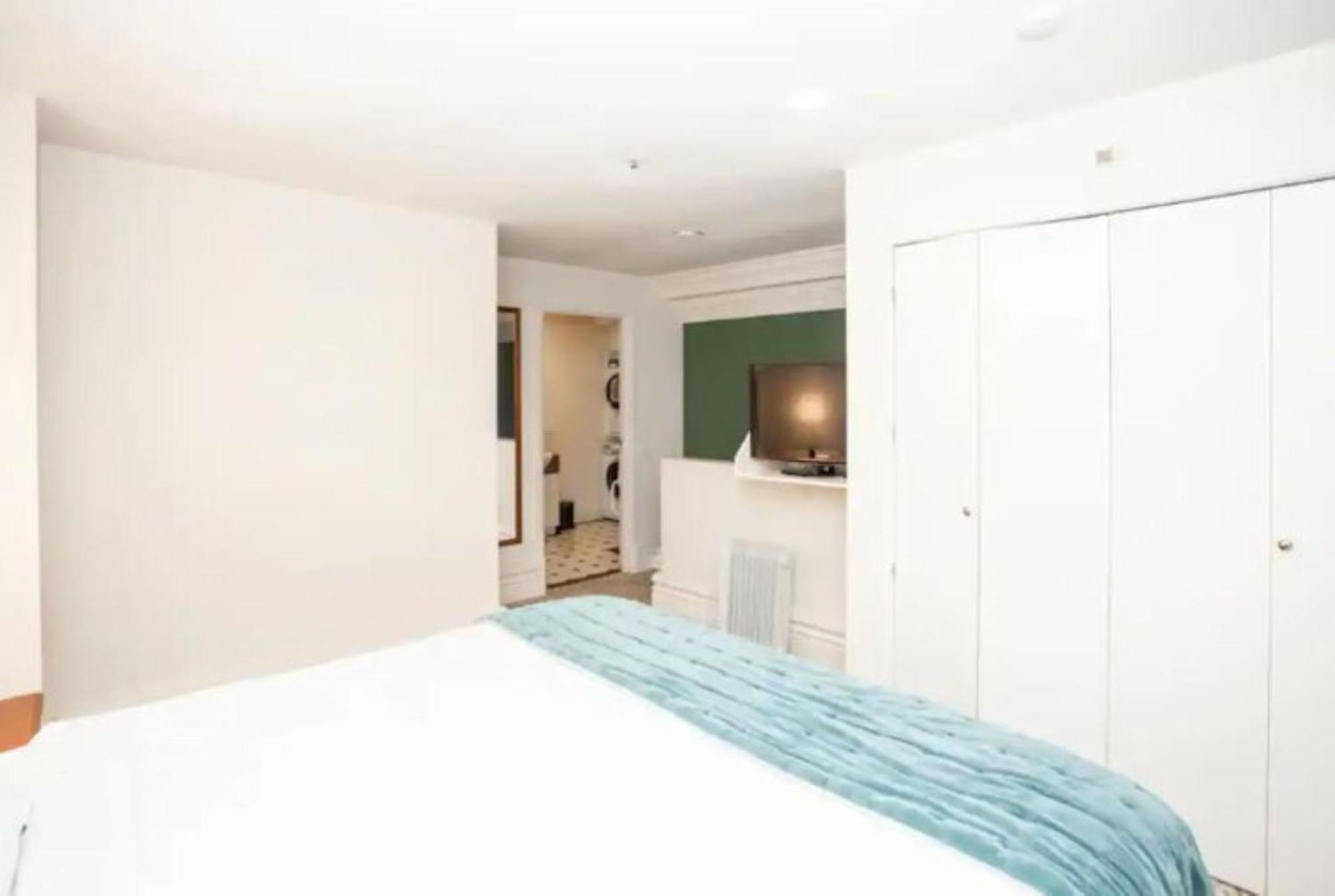 Apartment Beauty In The Cbd - 1bed Free Parking Pool *