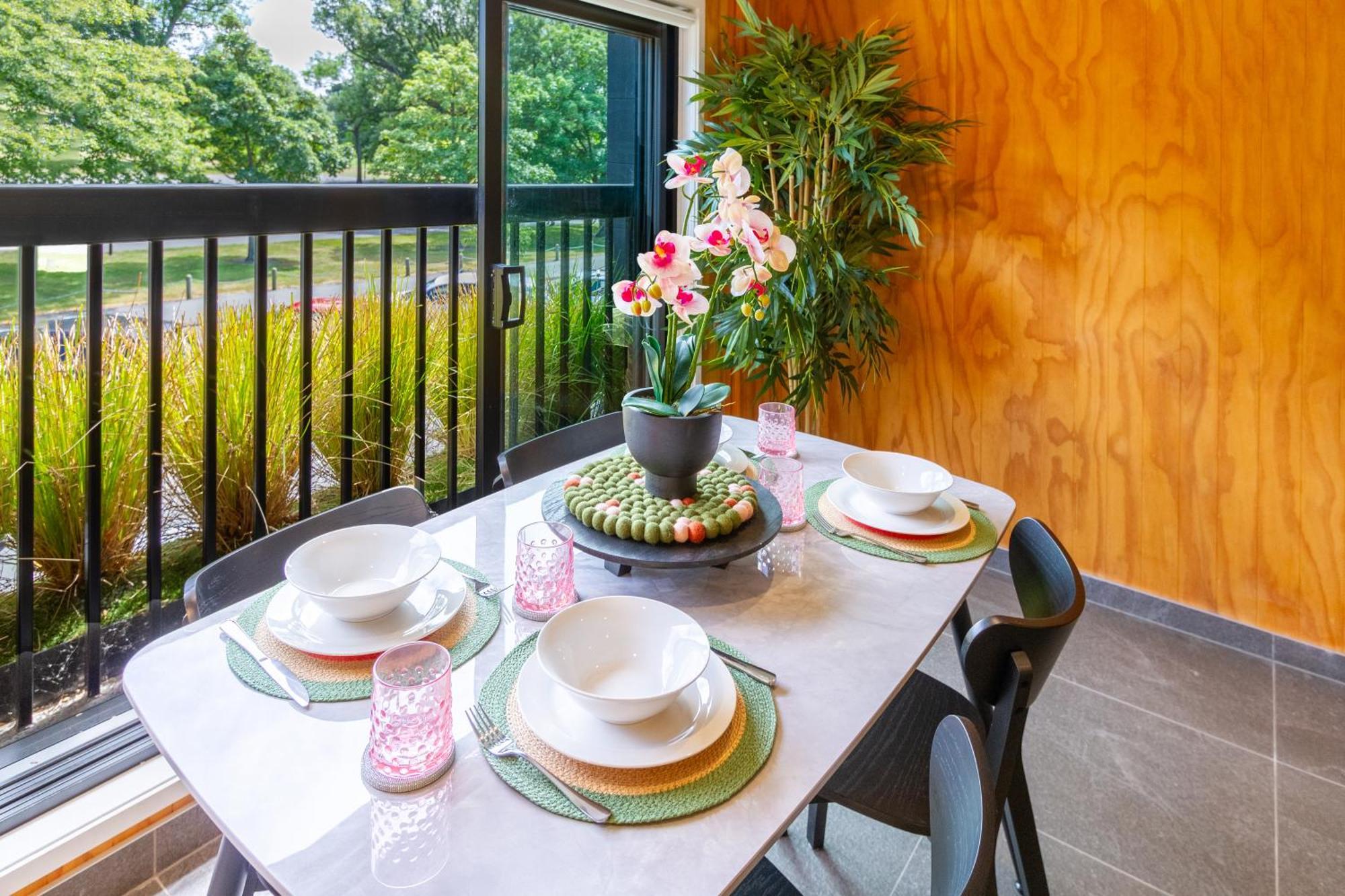 Cozy 1-bed With Park Views, Sleeps 4 Apartment *