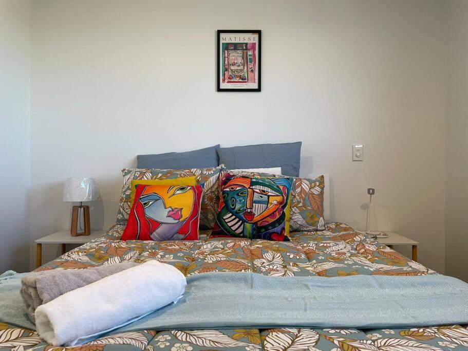 Holiday home Cbd 2 Bedroom Parkside Living By Hagley With Free Parking Christchurch