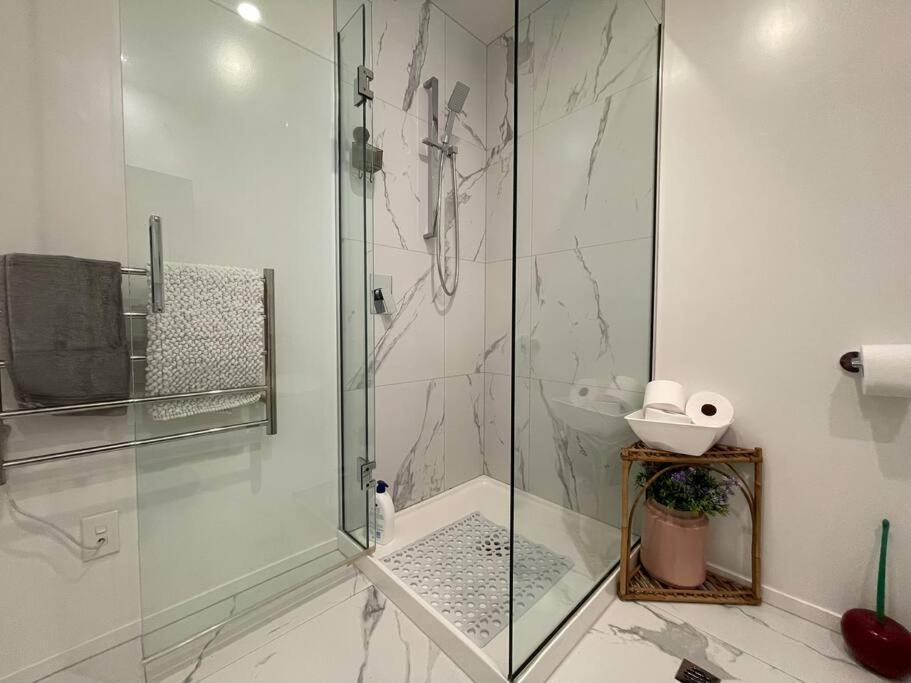 Cbd 2 Bedroom Parkside Living By Hagley With Free Parking Holiday home Christchurch