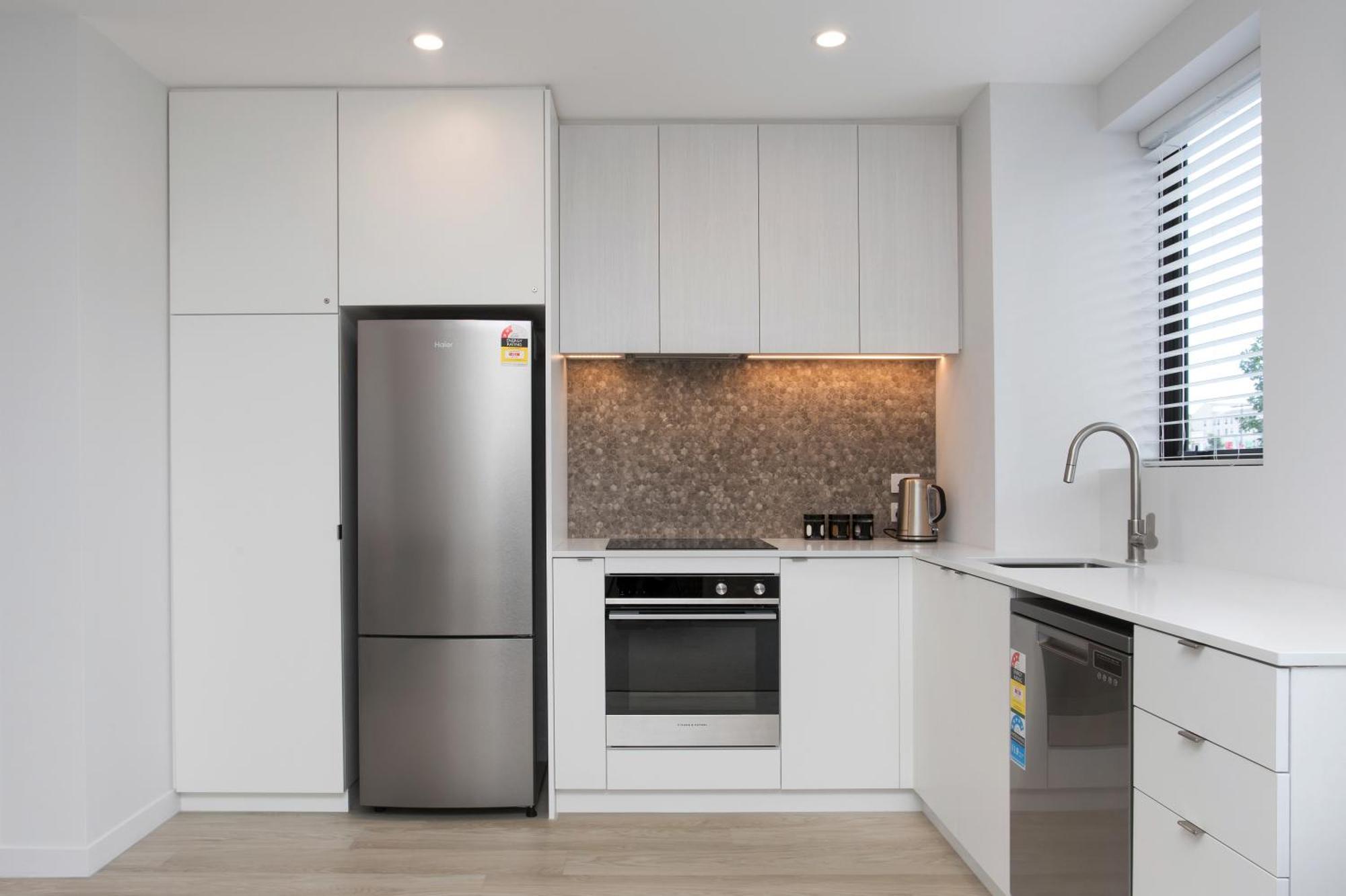 Apartment Location Location Location 2 Mins Cbd Free Parking Christchurch
