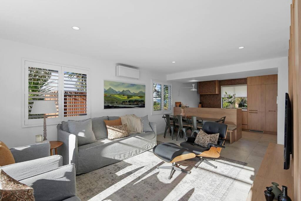 Chester Street Corner Apartment