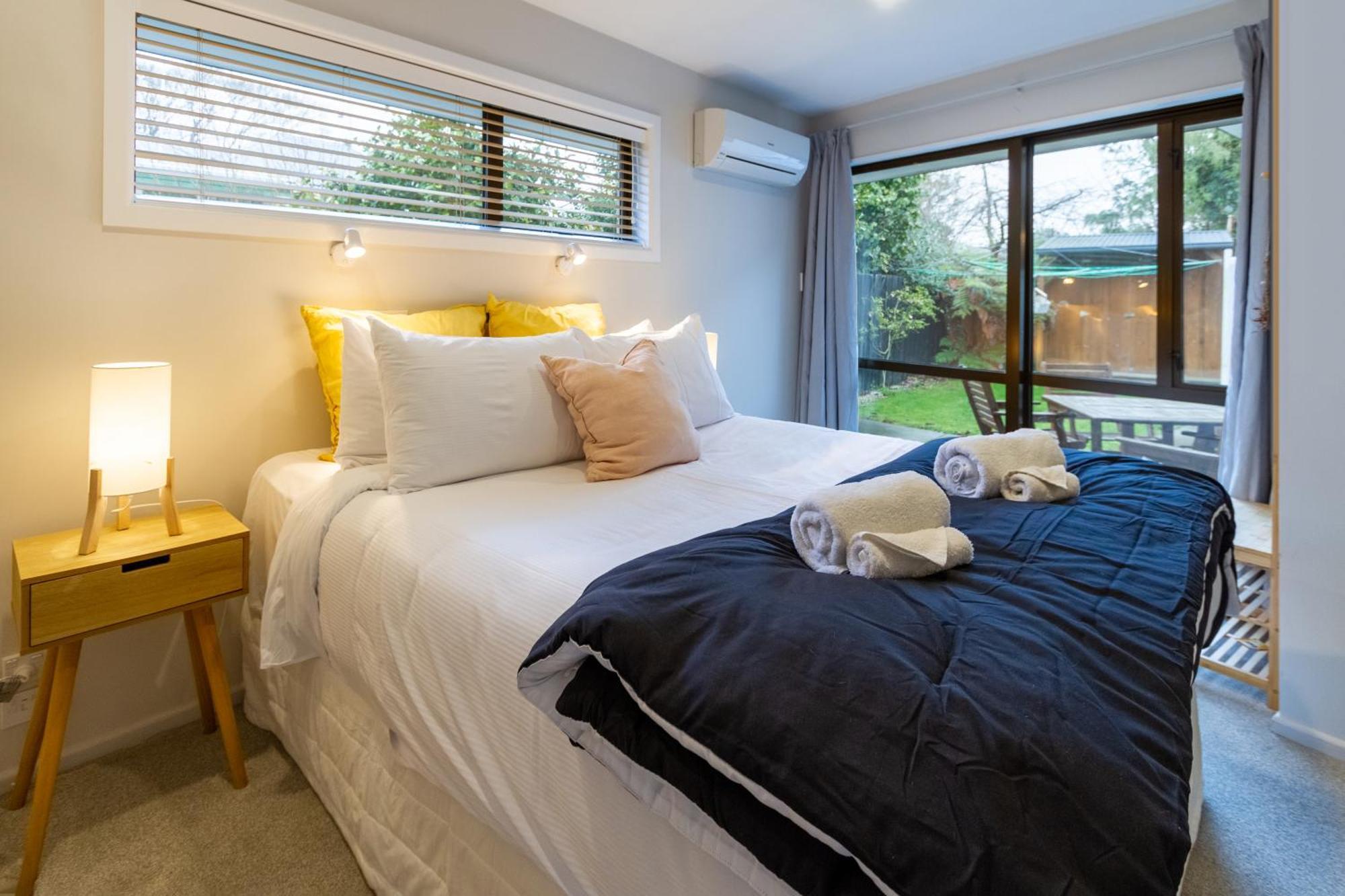 Modern Comforts In Hoon Hay Apartment